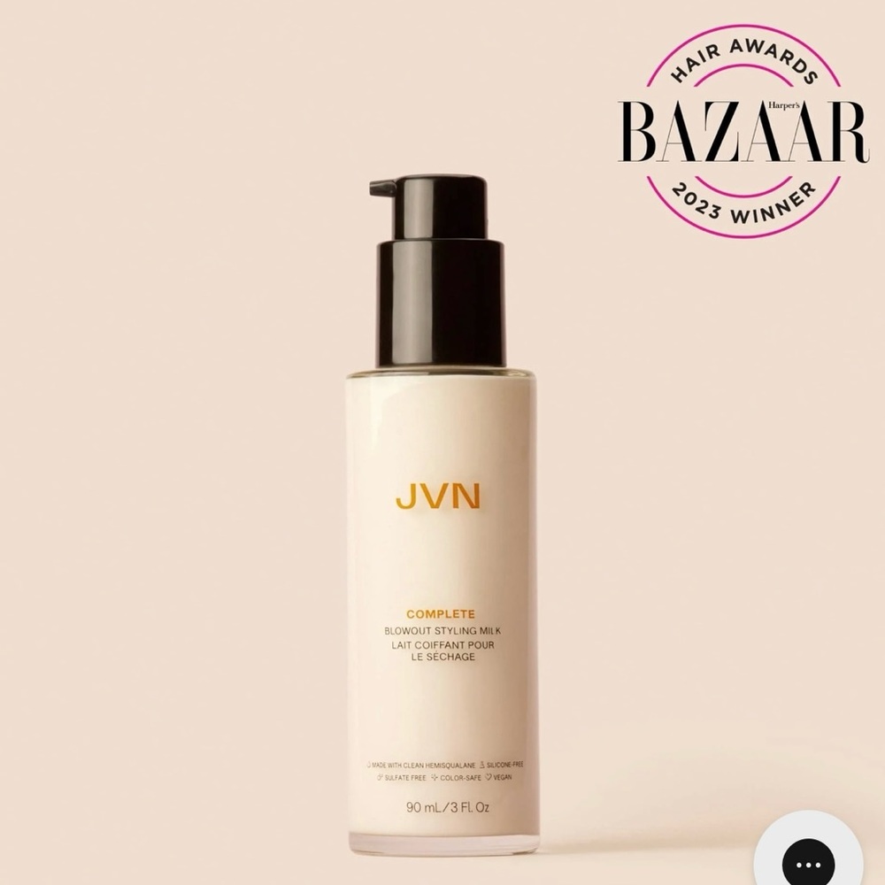 JVN Complete Blowout Styling Milk Heat-activated smoothing style cream 90ml 3flo